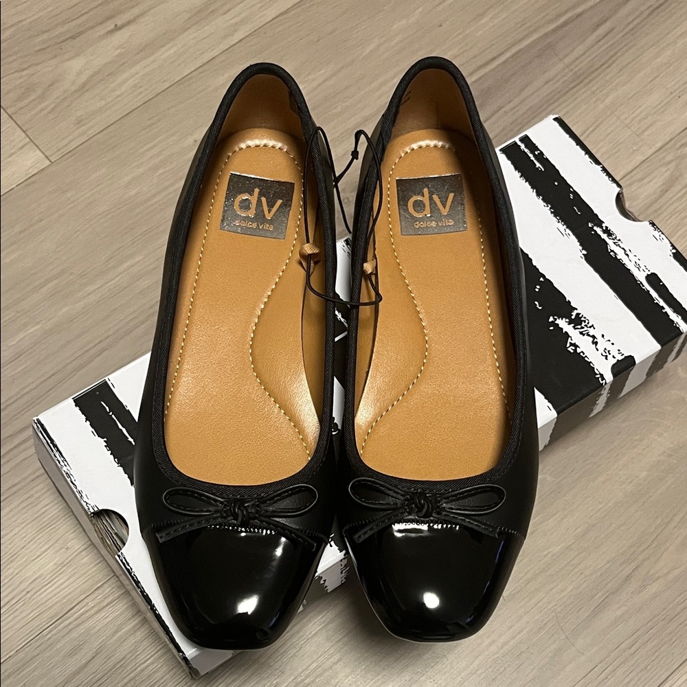 DV by Dolce Vita Classic Black Flats